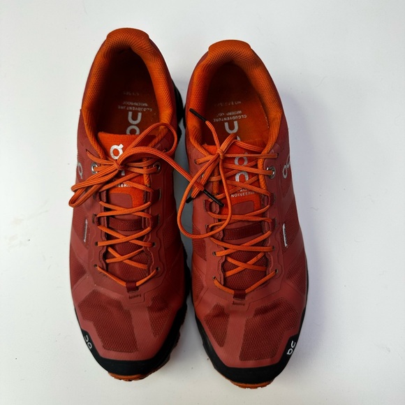 On Running Cloud venture Waterproof Hiking Running Shoe - Picture 4 of 8